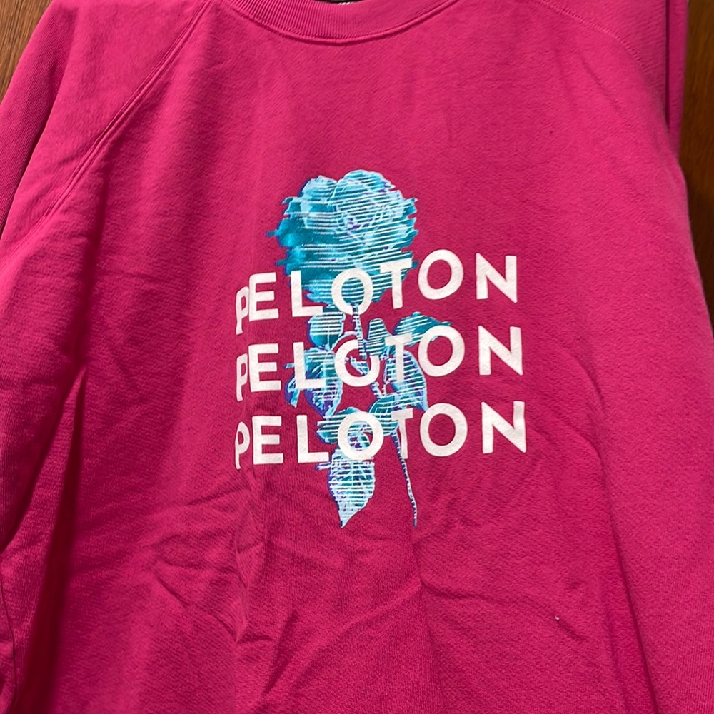 Peloton crewneck